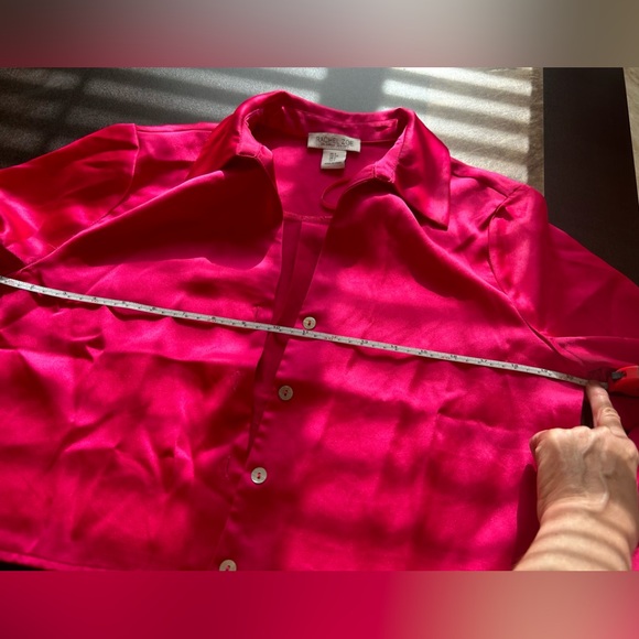 Rachel Zoe blouse. Size Small. 97% Polyester, 3% Spandex. NEW - Picture 6 of 8